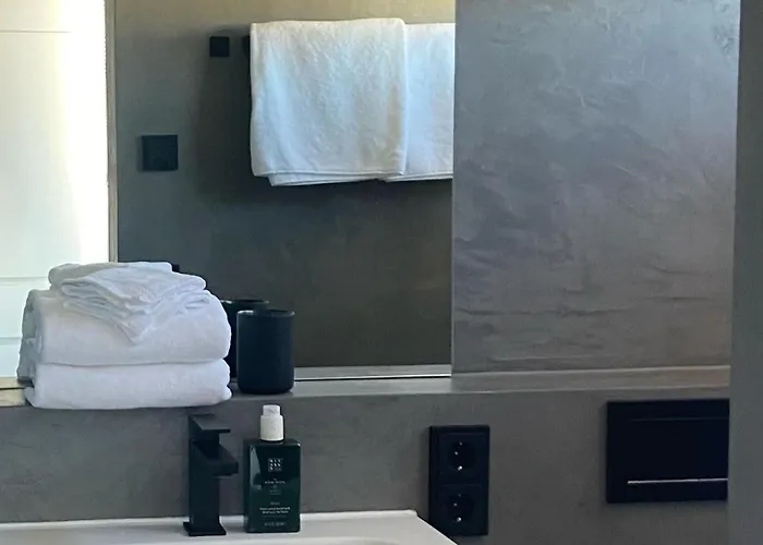 Suite One Business