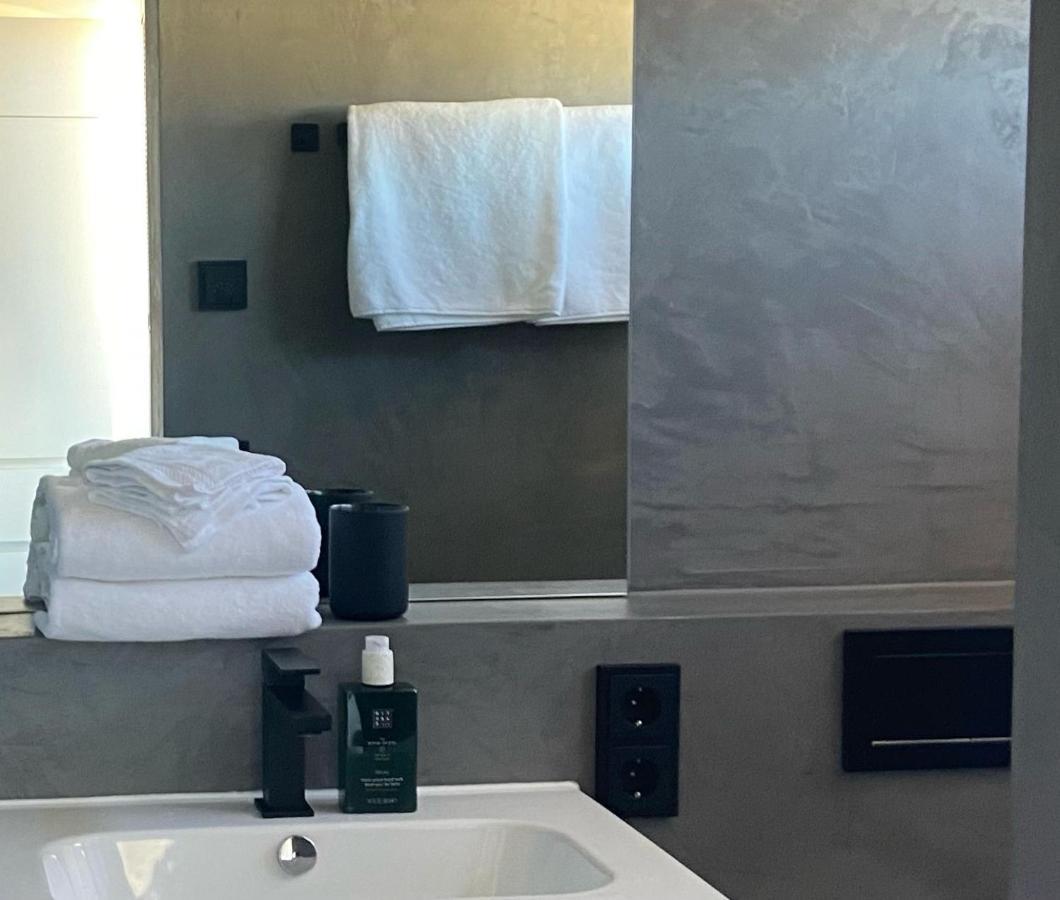 Apartment One Business